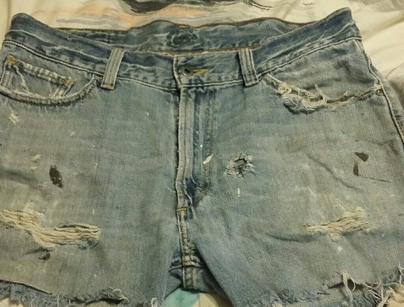 Distressed, Frayed Vintage, Levi’s ORAGAINALS LEVI'S Shorts patched - Picture 3 of 6